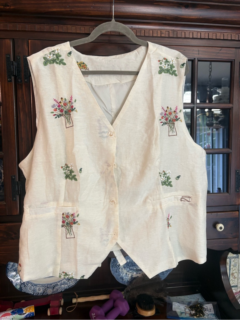 Cream Floral Embroidered Women's Vest